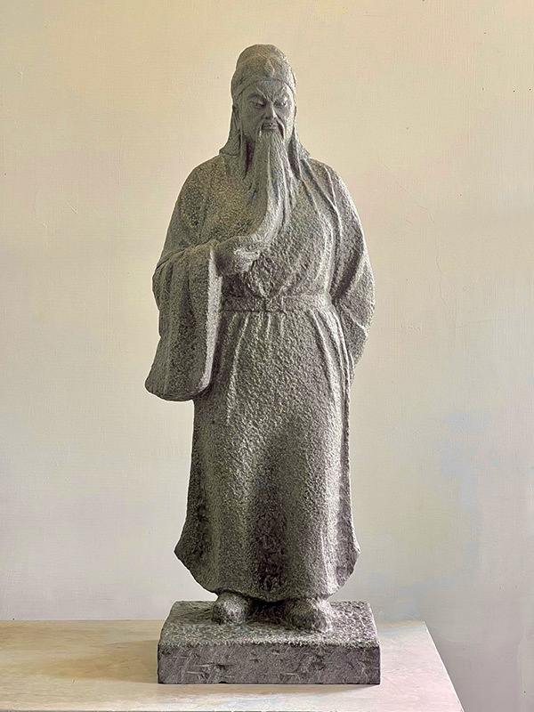 寫實創作《文關公》側面視圖 B